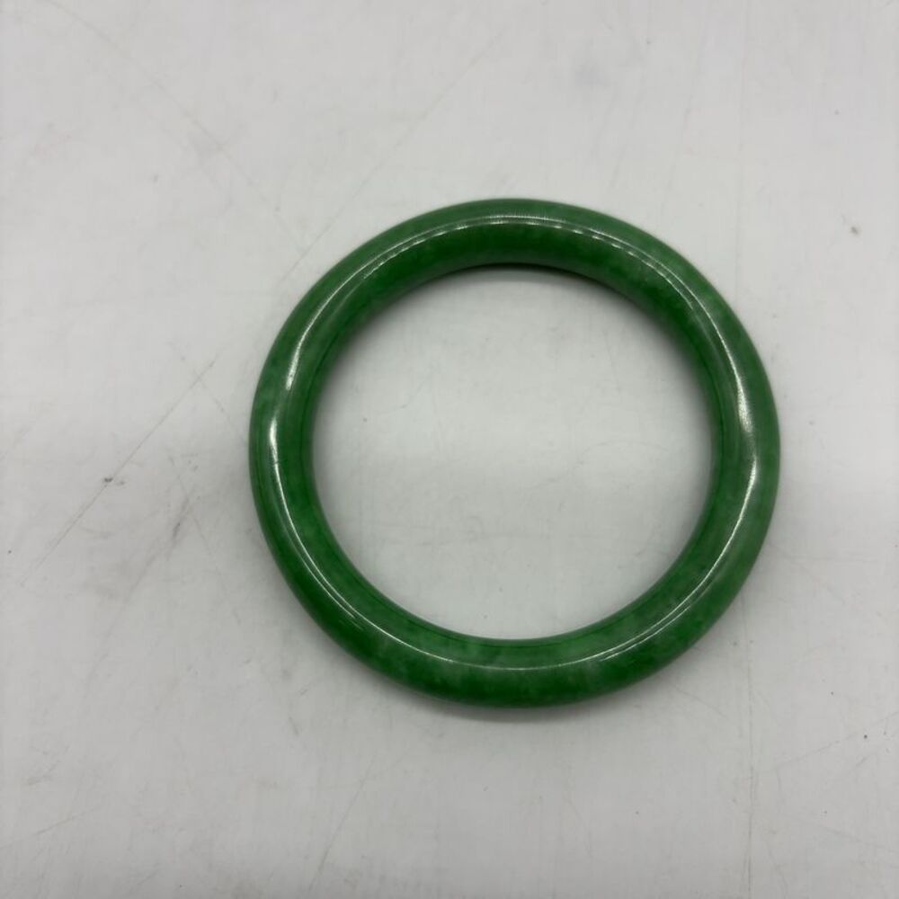 Boutique Bracelet in Jade
